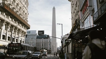 Av. Corrientes y 9 de Julio en Buenos Aires